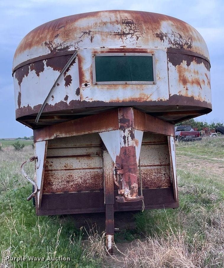 image for item LY9726 1974 HJ  livestock trailer