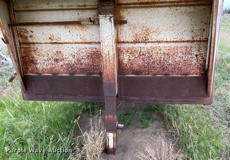 image for item LY9726 1974 HJ  livestock trailer