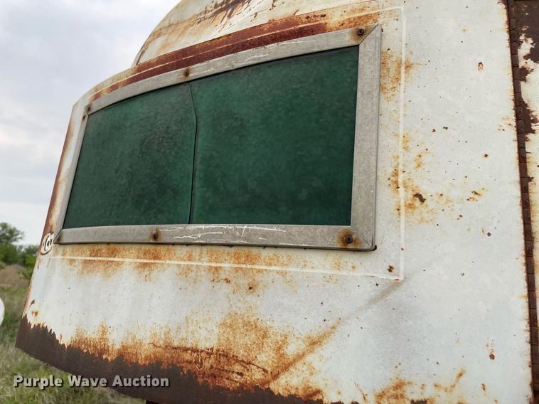 image for item LY9726 1974 HJ  livestock trailer