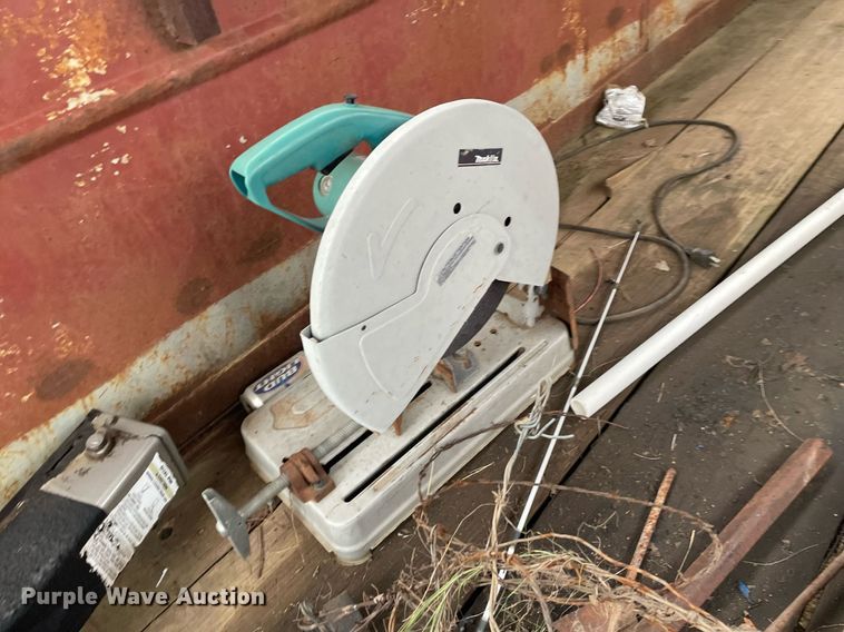 image for item LY9726 1974 HJ  livestock trailer