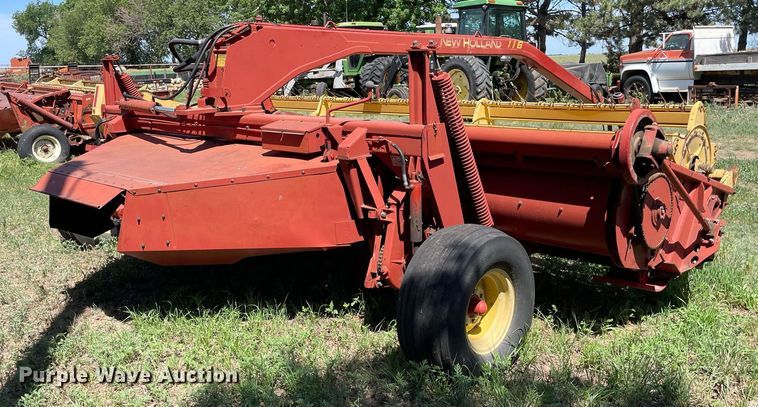 image for item LY9788 1992 New Holland 116  swather / windrower