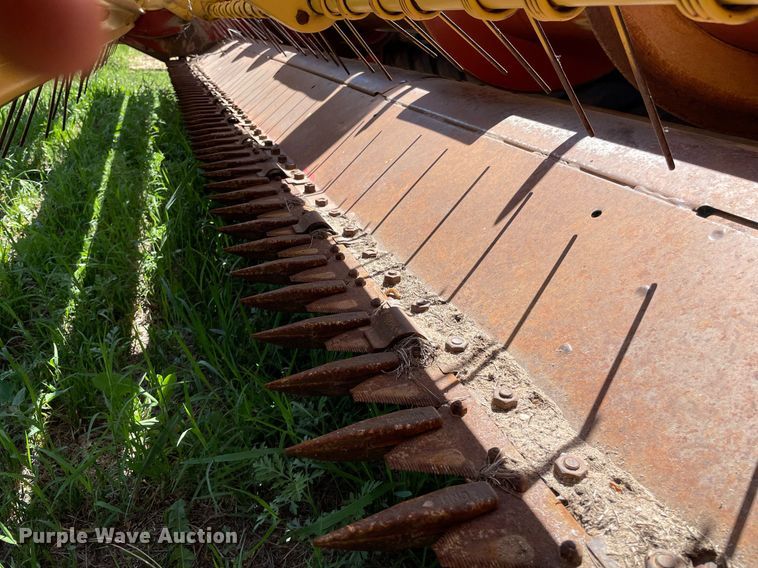 image for item LY9788 1992 New Holland 116  swather / windrower