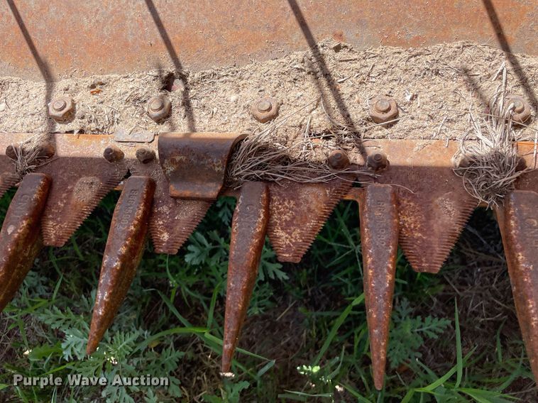 image for item LY9788 1992 New Holland 116  swather / windrower