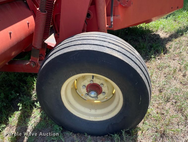 image for item LY9788 1992 New Holland 116  swather / windrower