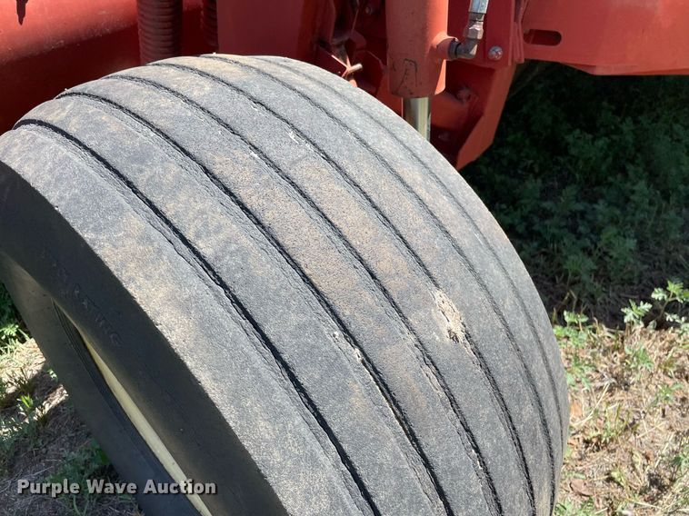 image for item LY9788 1992 New Holland 116  swather / windrower