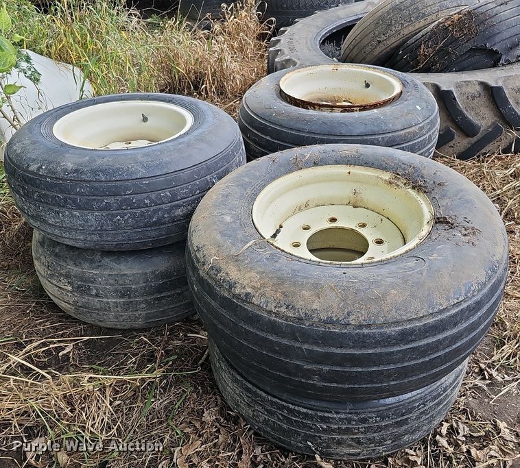 image for item MD9802 (6) tires and wheels