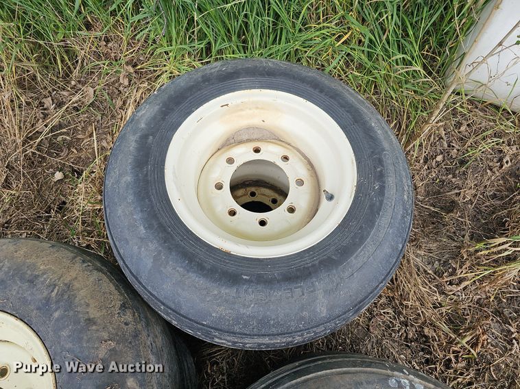 image for item MD9802 (6) tires and wheels