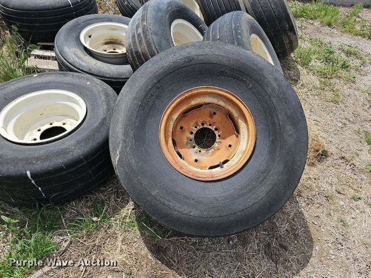 image for item MD9803 (12) tires and wheels