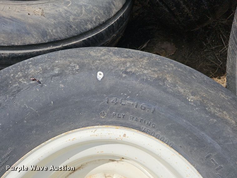 image for item MD9803 (12) tires and wheels