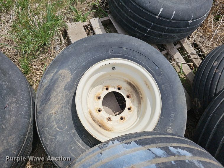 image for item MD9803 (12) tires and wheels
