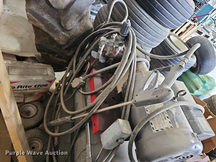 image for item MD9804 Spraymatic  pressure washer