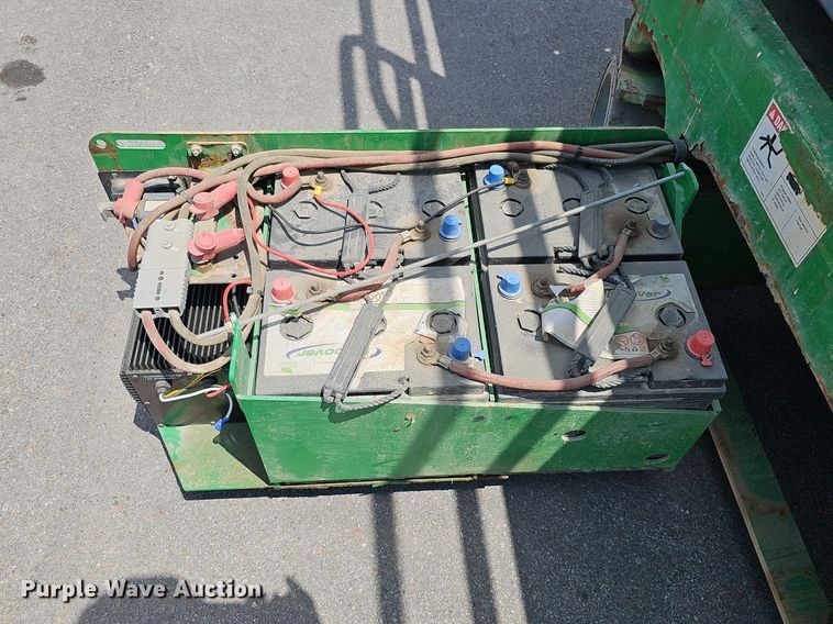 image for item MD9886 Genie GS1930  scissor lift