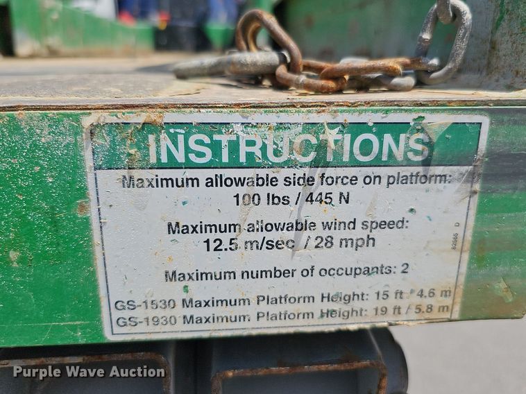 image for item MD9886 Genie GS1930  scissor lift