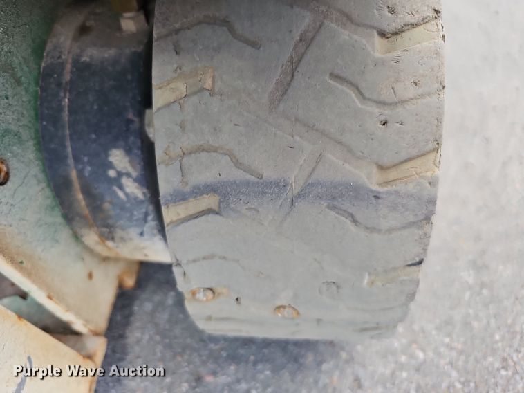 image for item MD9886 Genie GS1930  scissor lift