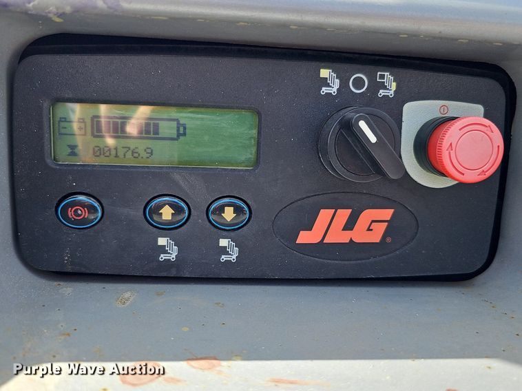 image for item MD9887 2016 JLG Industries 20MVL  vertical lift