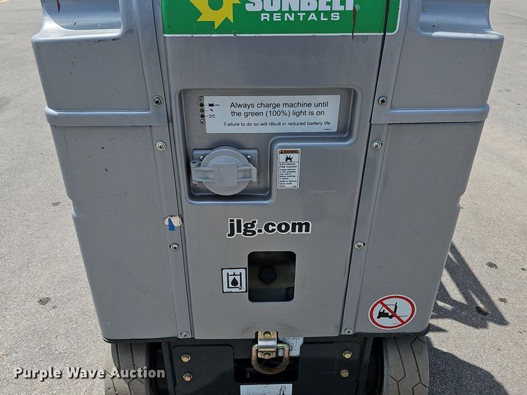 image for item MD9887 2016 JLG Industries 20MVL  vertical lift