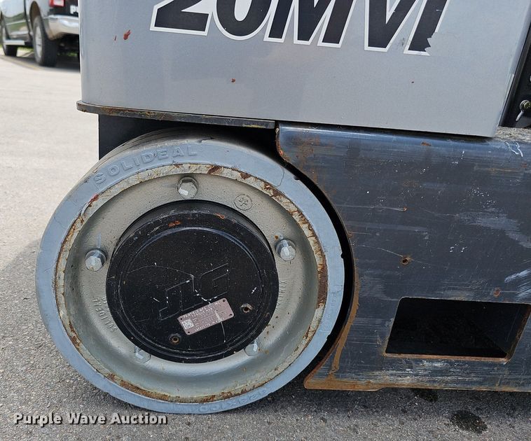 image for item MD9887 2016 JLG Industries 20MVL  vertical lift