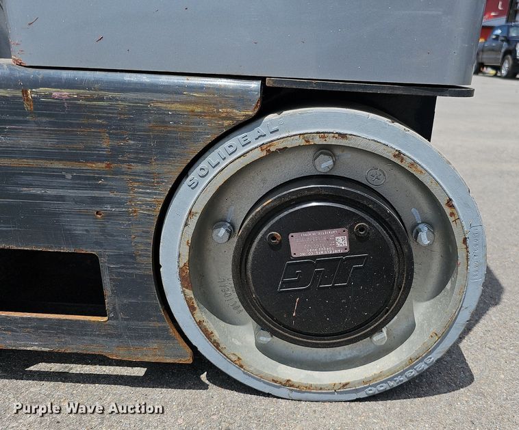 image for item MD9887 2016 JLG Industries 20MVL  vertical lift