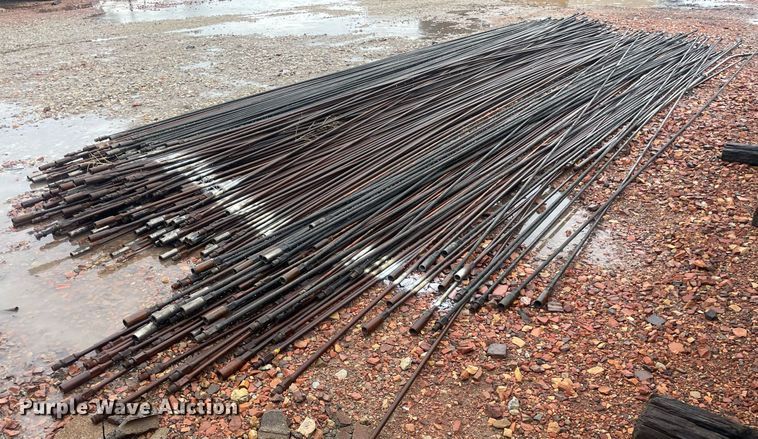 image for item ME9793 Approximately 400 sucker rods