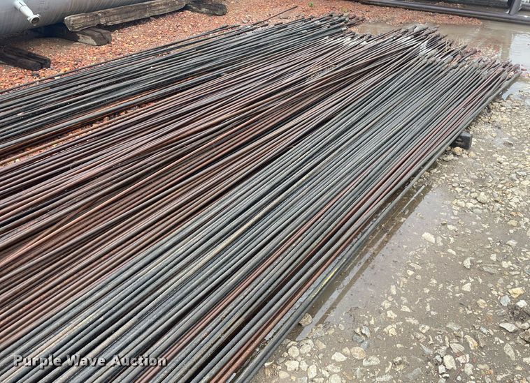 image for item ME9793 Approximately 400 sucker rods