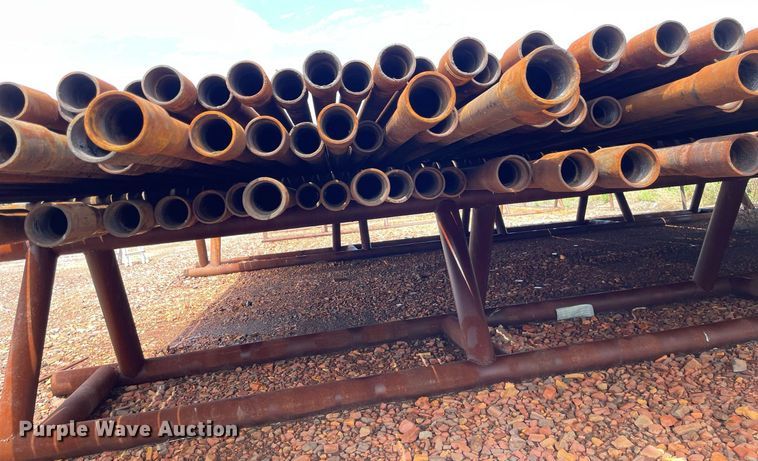 image for item ME9798 (102) joints of 2 7/8" diameter structural tubing