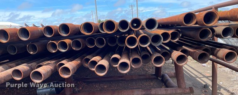 image for item ME9798 (102) joints of 2 7/8" diameter structural tubing