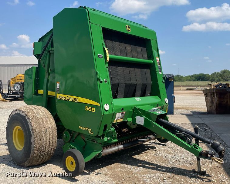 image for item ME9804 John Deere 568 Mega Wide Plus  round baler