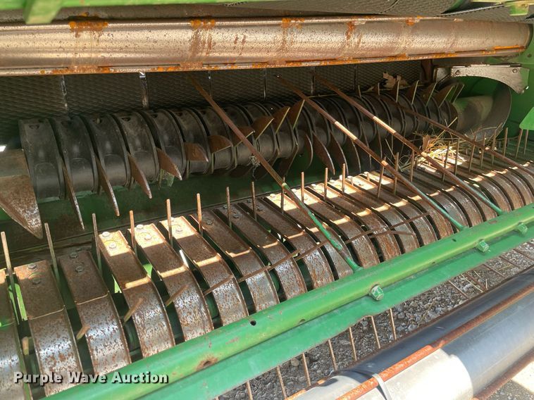 image for item ME9804 John Deere 568 Mega Wide Plus  round baler