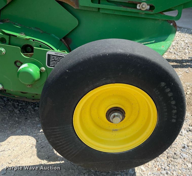 image for item ME9804 John Deere 568 Mega Wide Plus  round baler