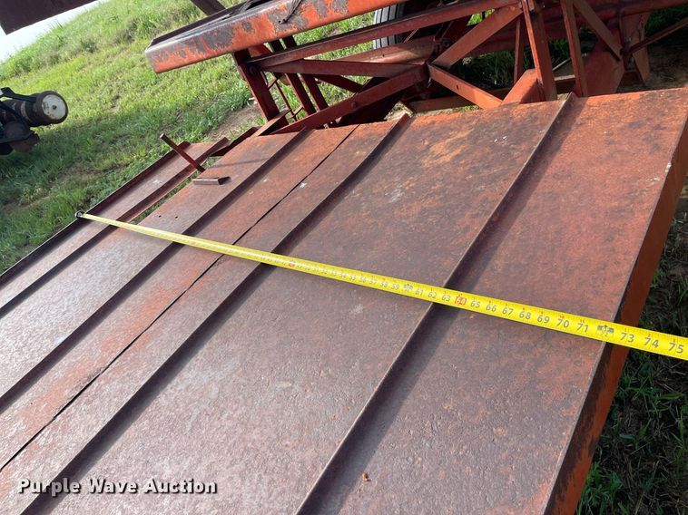 image for item ME9840 New Holland Stackliner 1000  bale stacker