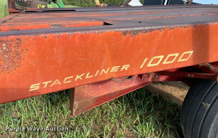 image for item ME9840 New Holland Stackliner 1000  bale stacker