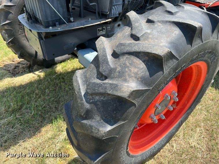 image for item MF9964 Kubota M8560  MFWD tractor