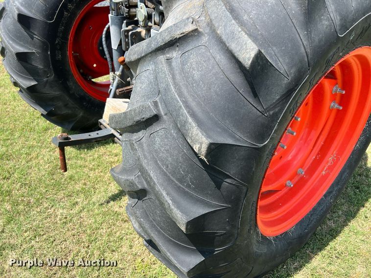 image for item MF9964 Kubota M8560  MFWD tractor