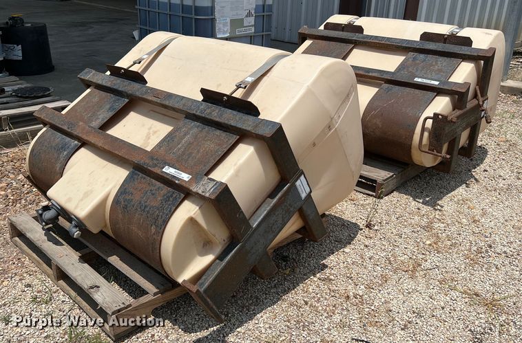 image for item MG9008 (2) saddle tanks