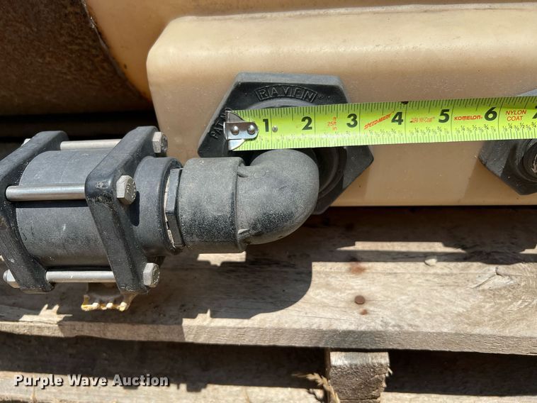 image for item MG9008 (2) saddle tanks