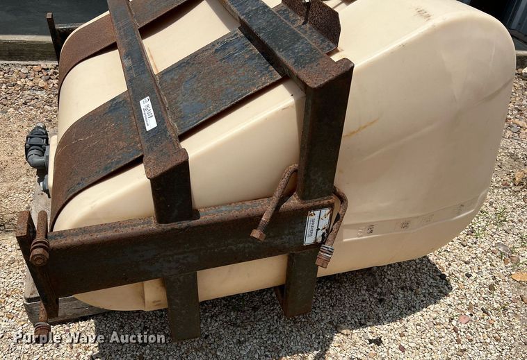 image for item MG9008 (2) saddle tanks