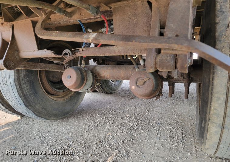 image for item ML9396 1991 Trailmobile F71T-5UAA  flatbed trailer