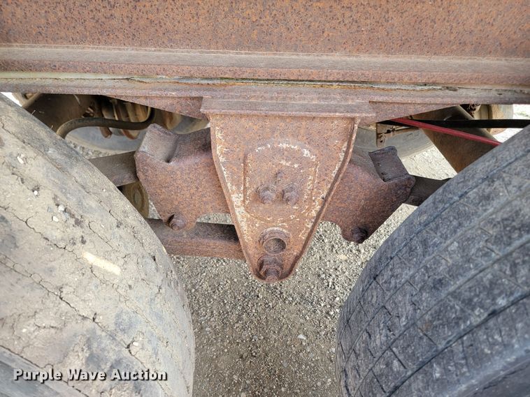 image for item ML9396 1991 Trailmobile F71T-5UAA  flatbed trailer