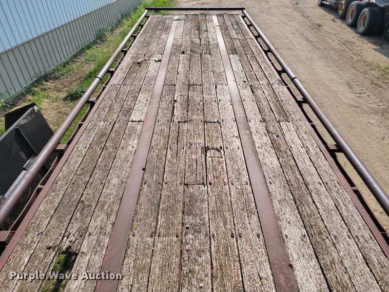 image for item ML9396 1991 Trailmobile F71T-5UAA  flatbed trailer