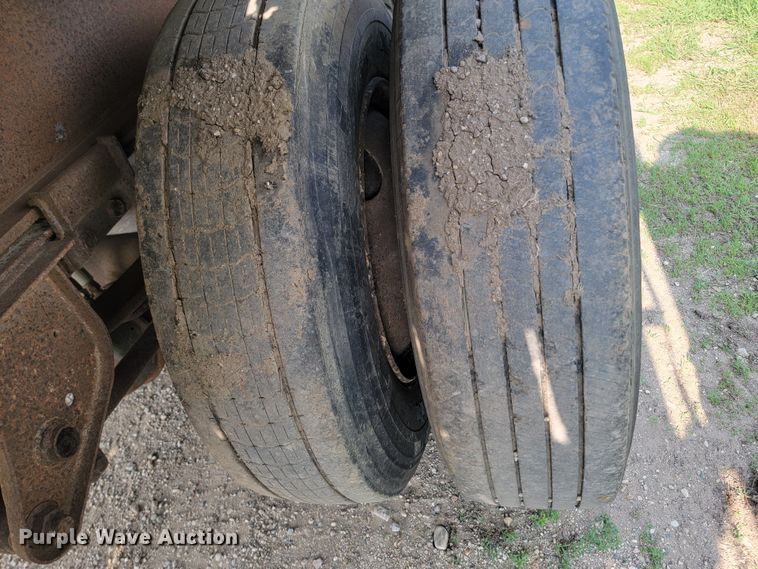 image for item ML9396 1991 Trailmobile F71T-5UAA  flatbed trailer