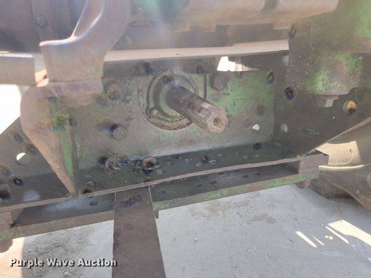 image for item ML9402 1952 John Deere AR  tractor