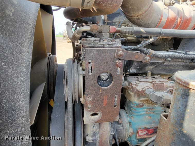 image for item ML9407 1992 Freightliner FLD 120  truck cab and chassis