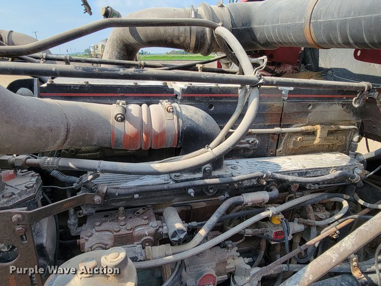 image for item ML9407 1992 Freightliner FLD 120  truck cab and chassis