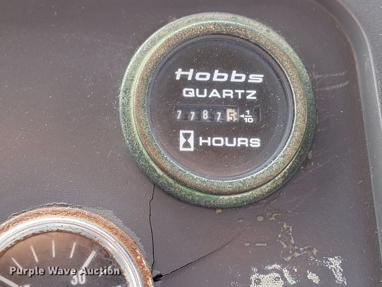 image for item ML9408 1997 Ford Louisville  truck cab and chassis