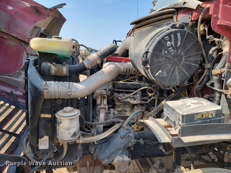 image for item ML9408 1997 Ford Louisville  truck cab and chassis