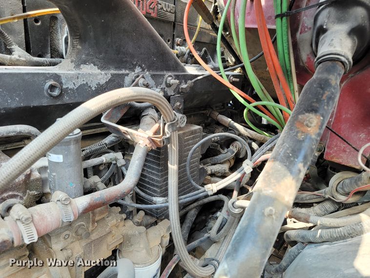 image for item ML9408 1997 Ford Louisville  truck cab and chassis