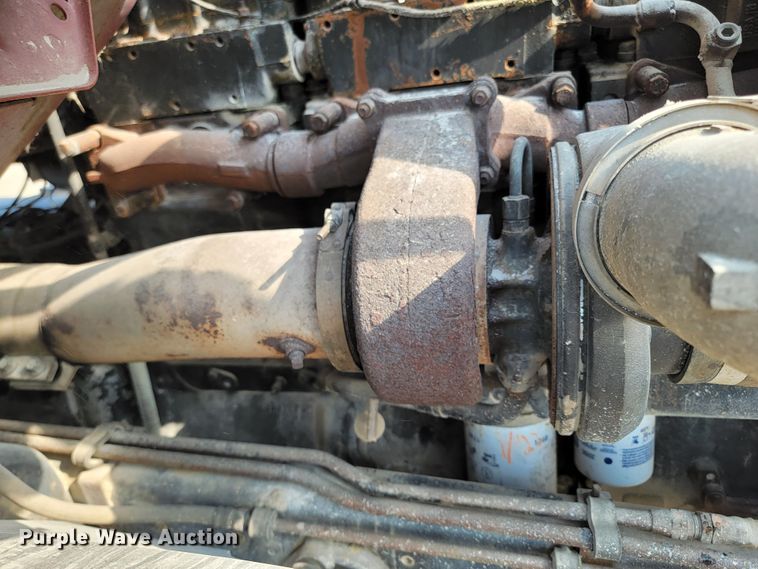 image for item ML9408 1997 Ford Louisville  truck cab and chassis