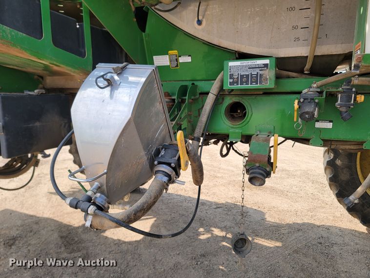 image for item ML9409 2006 John Deere 4920  applicator