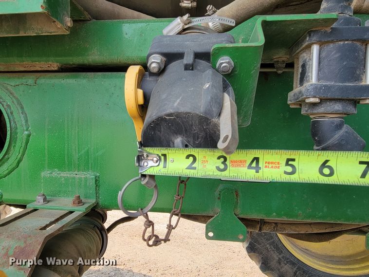 image for item ML9409 2006 John Deere 4920  applicator