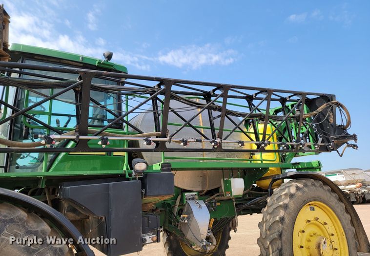 image for item ML9409 2006 John Deere 4920  applicator